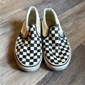 Vans Classic Black / White Checkered Slip On Sneakers Size 8